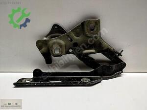 AUDİ A4 SİYAH SOL KAPUT MENTEŞESİ 8W0 823 301 D