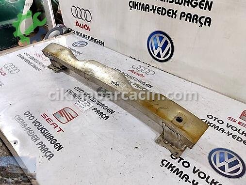 Audi A6 Arka Tampon Demiri 4G5807309 çıkma parça