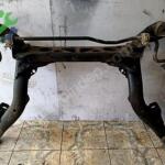 AUDİ A6 ARKA TRAVERS 4G0