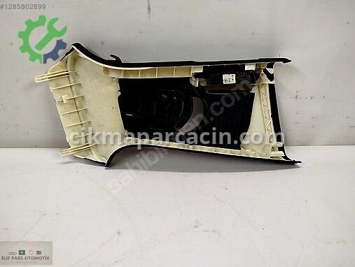 Audi A6 Bakalit 4G0867243 çıkma parça
