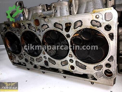 Audi A8 Silindir Kapak ORJ077103 çıkma parça