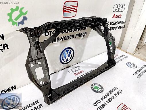 Audi Q3 Ön Panel 8U0805594 çıkma parça