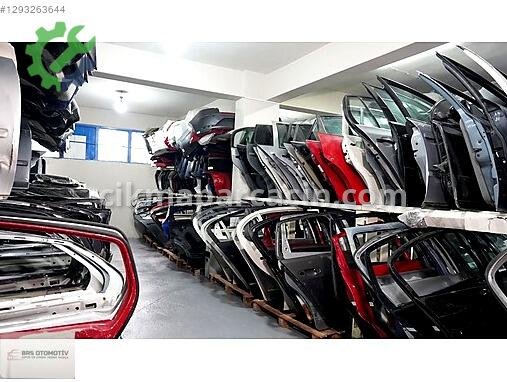 Audi Q5 Sağ Ön Kapı 8R0831052E çıkma parça