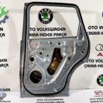 AUDİ Q5 SAĞ ARKA KAPI 2009-2015 ÇIKMA