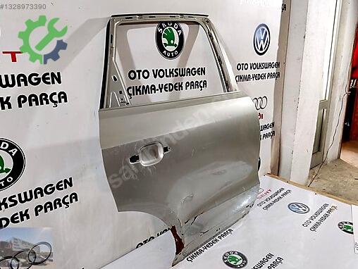 Audi Q5 Sağ Arka Kapı çıkma parça