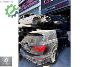 AUDİ Q7 2010 ARKA KAPI HATASIZ