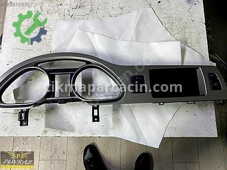 Audi Q7 Gösterge Paneli çıkma parça