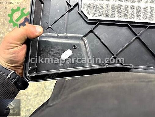 Audi Q7 Akü Kapağı çıkma parça