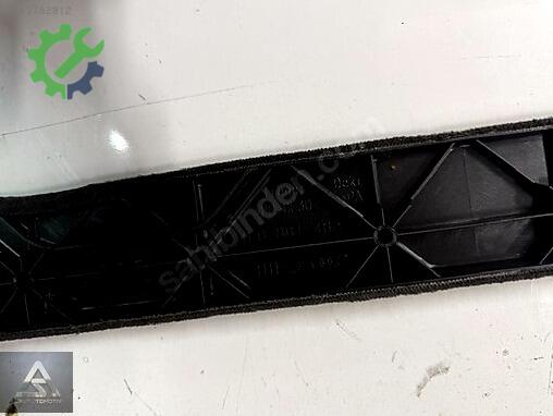 Diğer İç Trim 4L0861488 çıkma parça
