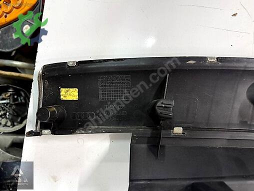 Audi Q7 Bagaj 4L0864483 çıkma parça