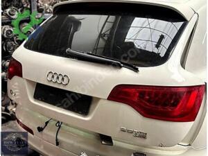 AUDİ Q7 HATASIZ BAGAJ KAPAĞI