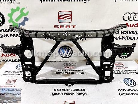 Audi Q7 Ön Panel çıkma parça