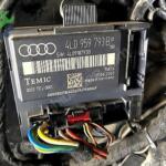 AUDİ Q7 SOL ÖN KAPI DOLU ÇIKMA ORJ