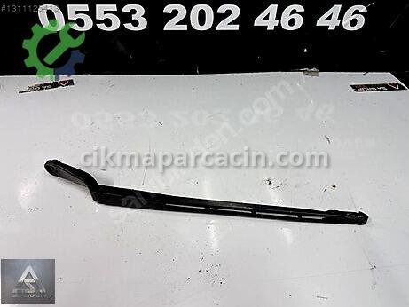 Audi Q7 Silecek Kolu çıkma parça
