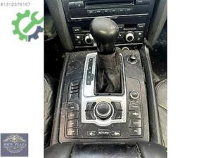 AUDİ Q7 VİTES KOLU VE JOYSTİCK ORTA KONSOL