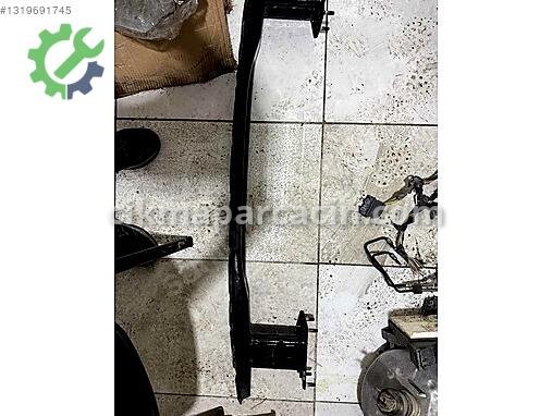 Mercedes-Benz A Arka Tampon Demiri çıkma parça