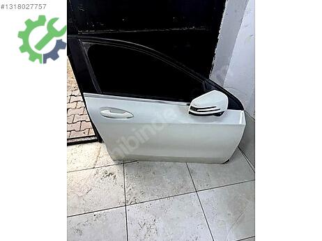 Mercedes-Benz A Sağ Ön Kapı çıkma parça