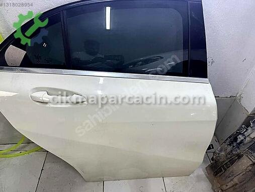 Mercedes-Benz A Sağ Arka Kapı çıkma parça