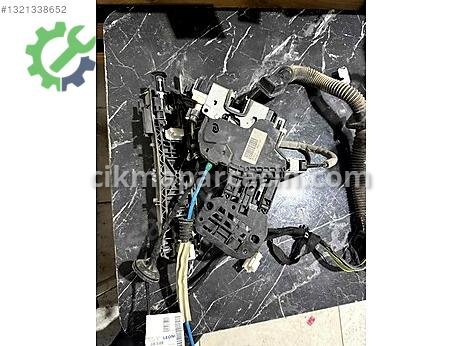 Mercedes-Benz A Kapı Kilidi çıkma parça