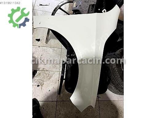 Mercedes-Benz A Sağ Ön Çamurluk çıkma parça