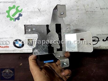 Audi A4 Far çıkma parça