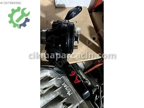 Audi A6 Sinyal Kolu çıkma parça
