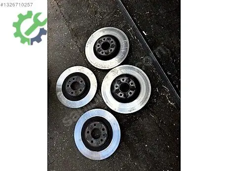 Audi Q5 Disk Fren Balatası çıkma parça