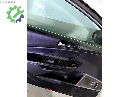 Volkswagen Passat Kapı çıkma parça