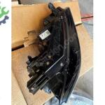 B8 Passat sağ far orjinal 3G0 941 006B
