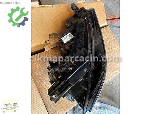 Volkswagen Passat Sağ Ön Far çıkma parça