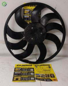 BMW 1-3 SERİSİ F20 F30 FAN MOTORU 8641946-02