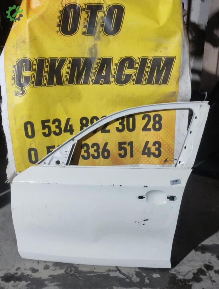 BMW 1 Serisi Sol Ön Kapı çıkma parça
