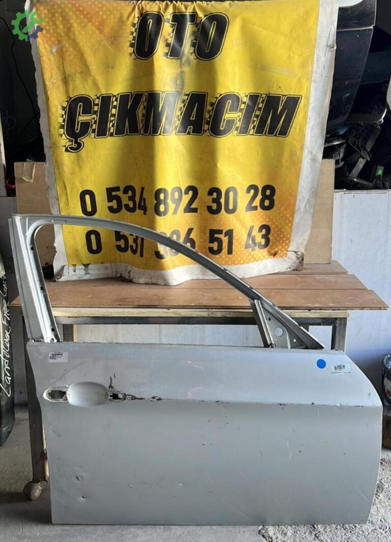 BMW 3 Serisi Sağ Ön Kapı çıkma parça