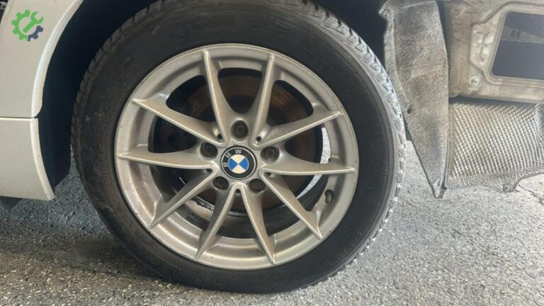 BMW 3 Serisi Jant çıkma parça