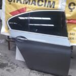 BMW 5 SERİSİ F10 HATASIZ DOLU SAĞ ARKA KAPI