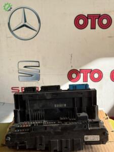 BMW 5 SERİSİ F10 SİGORTA KUTUSU 9252815