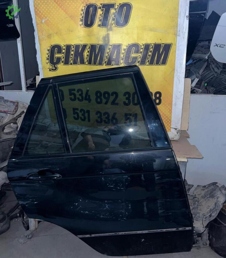 BMW X5 Sağ Arka Kapı çıkma parça