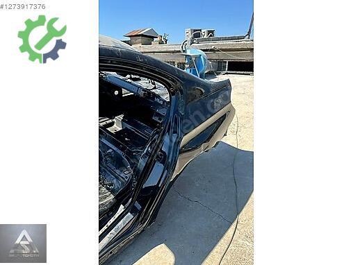 BMW 3 Serisi Arka Çamurluk çıkma parça