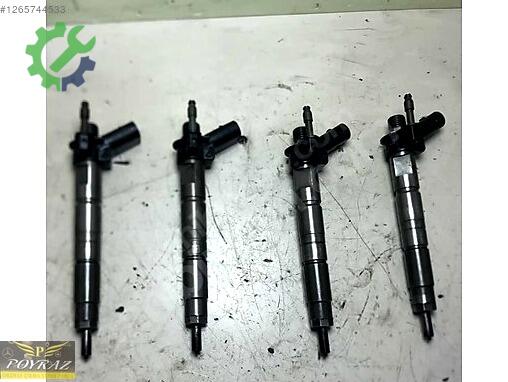 BMW 3 Serisi Enjektör 7797877-04 çıkma parça