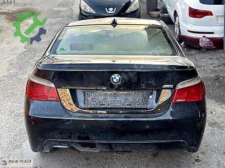 BMW 5 Serisi Bagaj Kapağı çıkma parça