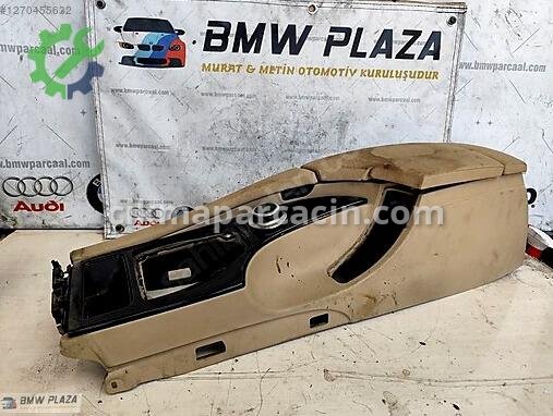 BMW 5 Serisi Orta Konsol çıkma parça