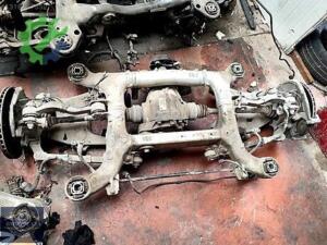BMW 5 SERİSİ F10 ARKA TRAVERS-TAŞIY­ICILAR-DENGE KOLLARI