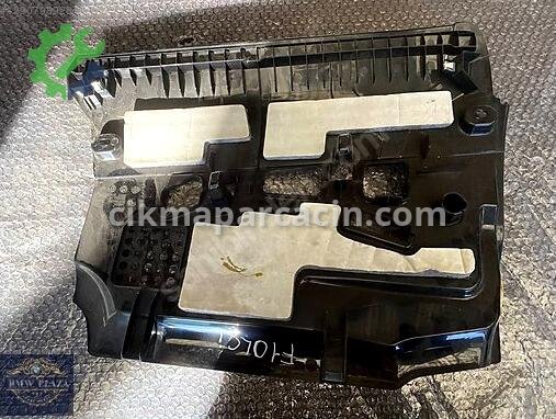 BMW 5 Serisi Bakalit çıkma parça