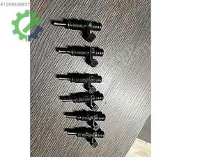BMW BENZİN ENJEKTÖRÜ 7531634 SİMENS