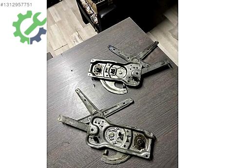 BMW 5 Serisi Cam Krikosu çıkma parça
