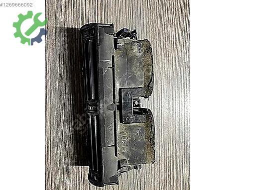 BMW 5 Serisi Bakalit çıkma parça
