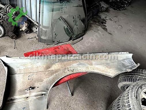 BMW 5 Serisi Sol Ön Çamurluk çıkma parça