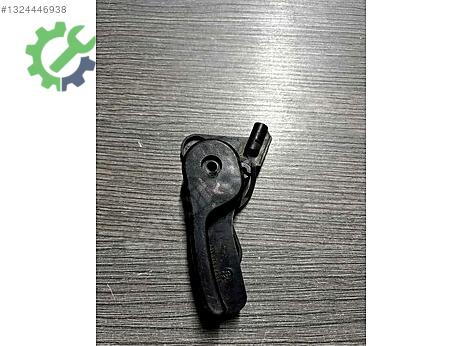 BMW 3 Serisi Kaput Açma Kolu çıkma parça