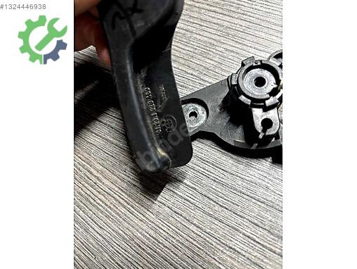 BMW 3 Serisi Kaput Açma Kolu çıkma parça