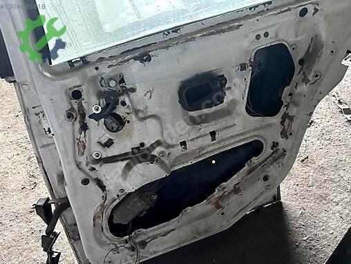 BMW 3 Serisi Kapı çıkma parça